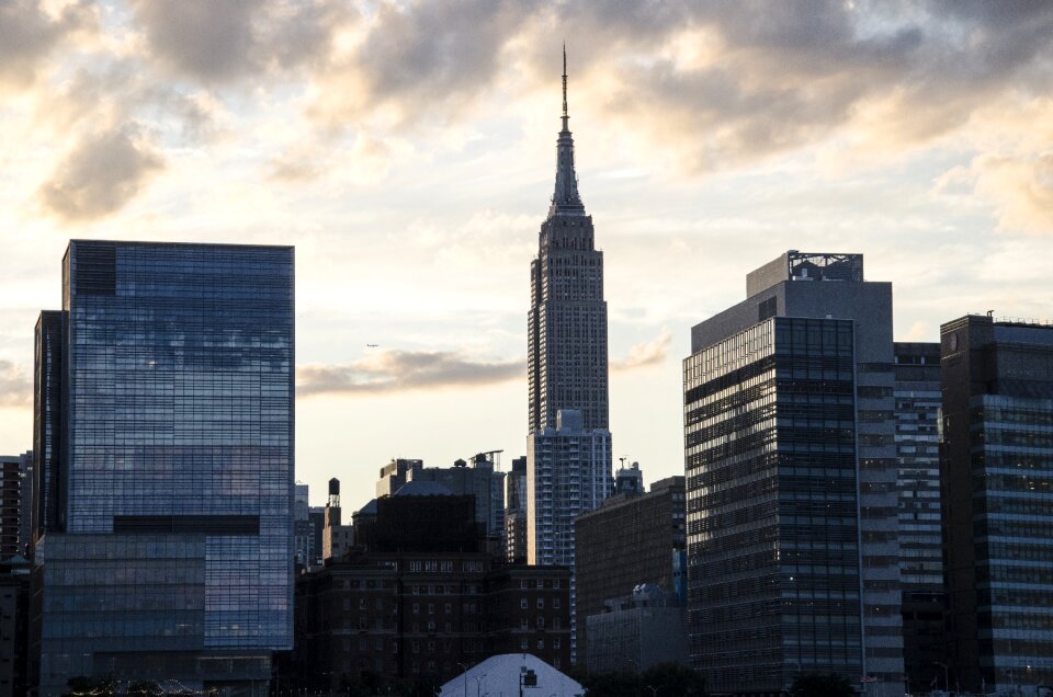 New york empire state building sunset
