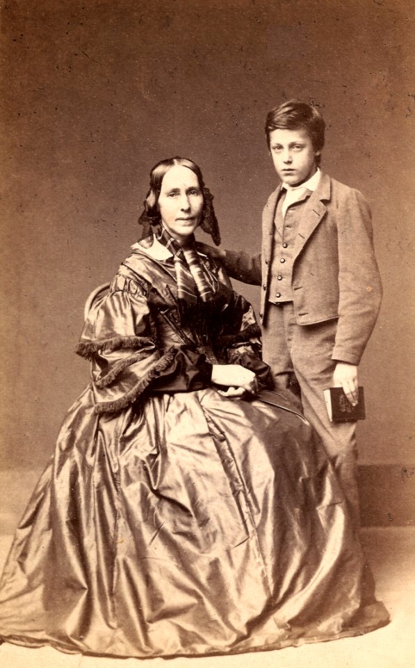 F Brandseph - Elise Mährlen geb. Conradi mit Sohn ca.1862