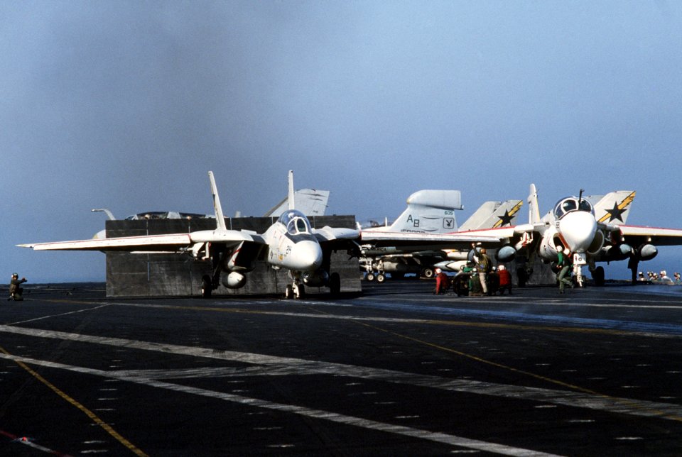 F-14A KA-6D on cat USS America (CV-66) 1986