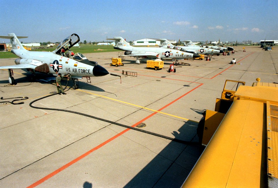F-101B maintenance Niagara Falls 1978
