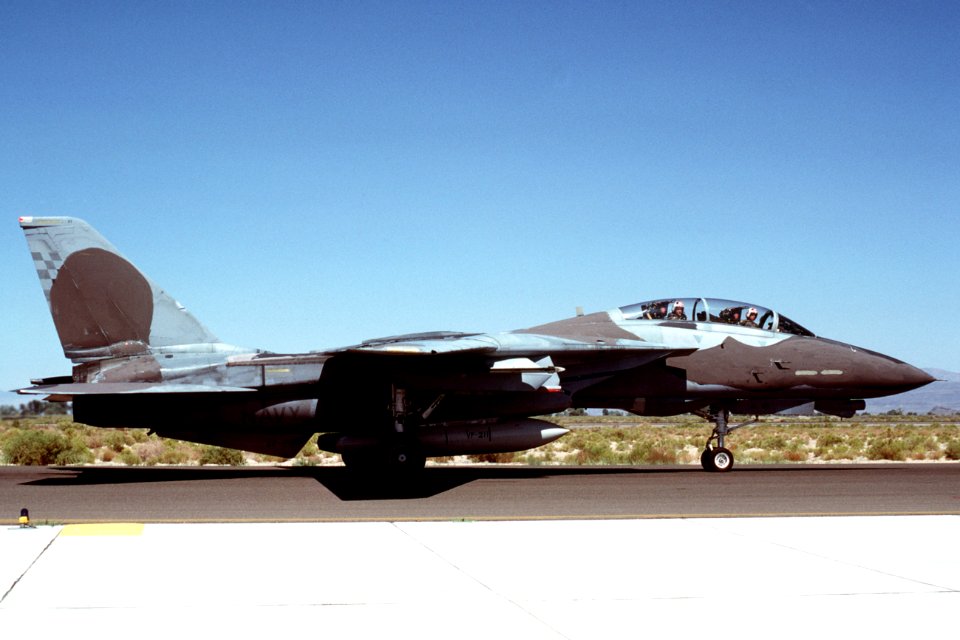 F-14A VF-211 at NAS Fallon 1986