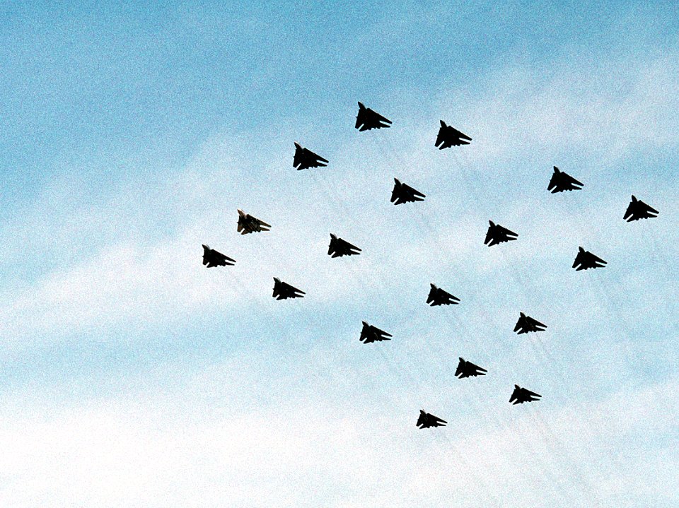 F-14 Tomcats of CVW-3 and CVW-17 return to NAS Oceana in March 1991