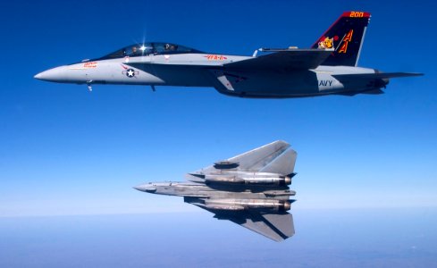 F-14B and FA-18EF VF-VFA-11 Banking Tomcat 2 - 2005
