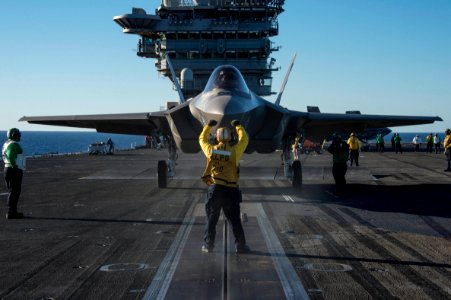 F-35C Joint Strike Fighter conducts its first launch from an aircraft carrier 141104-N-IP743-215