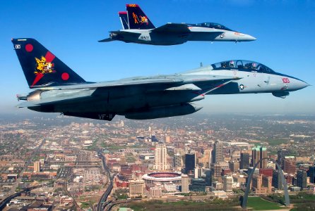 F-14B and FA-18F VF-VFA-11 over St Louis - 2005