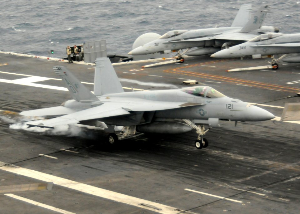 F-18E VFA-106 lands on USS GHW Bush (CVN-77) 2010