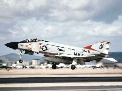 F-4J of VF-121 landing at NAS Miramar in 1978 photo
