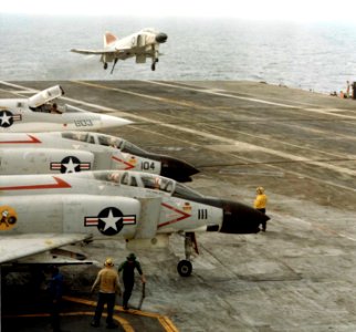 F-4B of VF-31 landing on USS Saratoga (CVA-60) in 1964