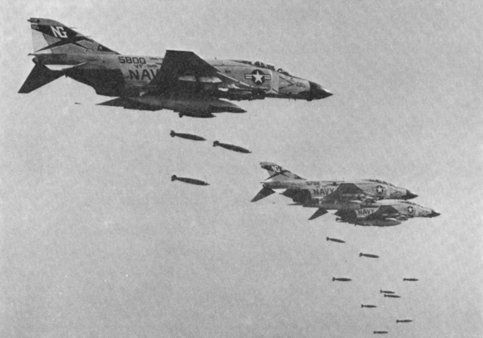 F-4Js VF-96 dropping bombs on Vietnam 1971-72