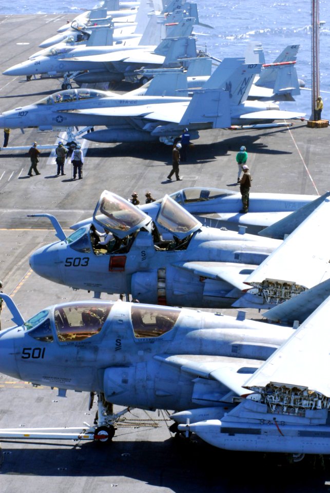 F-A-18C Hornet awaits launch DVIDS99758
