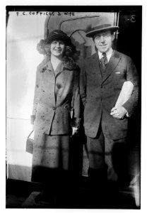 F.C. Coppicus and wife LCCN2014715275 photo