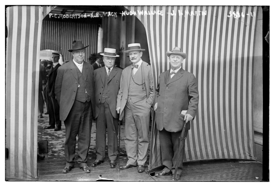 F.C. Robertson, H.E. Mack, Hugh Wallace, J.I. Martin LCCN2014701947