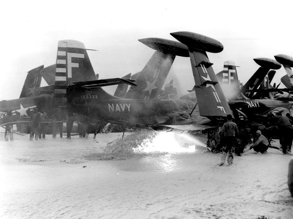 F2H-2 engine fire on USS Lake Champlain (CVA-39) 1953