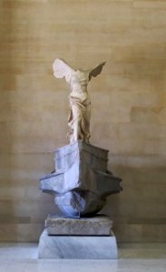 F4135 Paris Louvre victoire Samontrace rwk