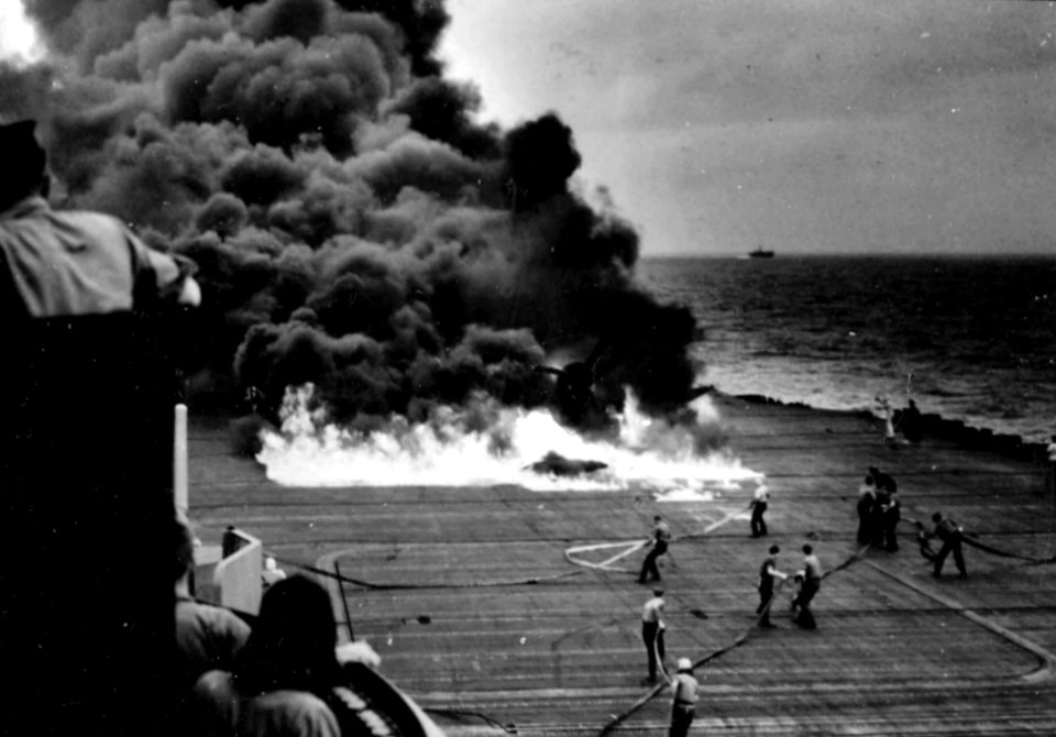 F4U crash on USS Essex (CV-9) in August 1945