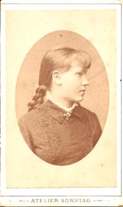 Girl 1883 (1) photo