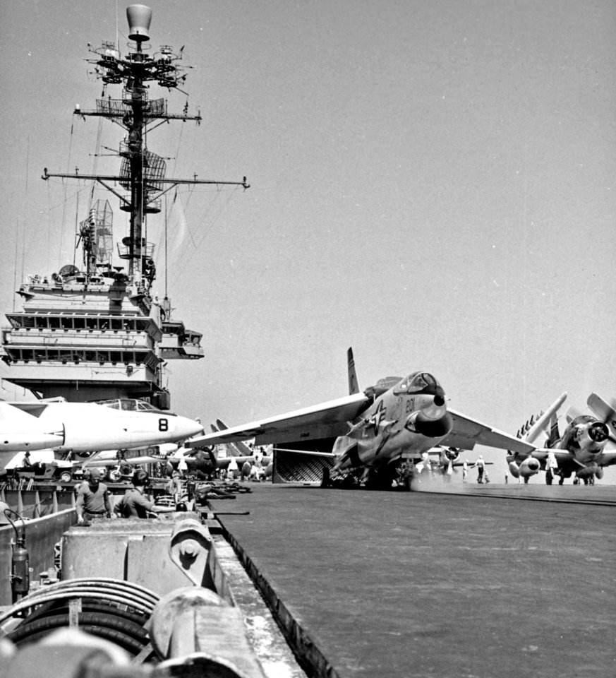 F8U-1 VF-32 on cat USS Saratoga (CVA-60) 1958