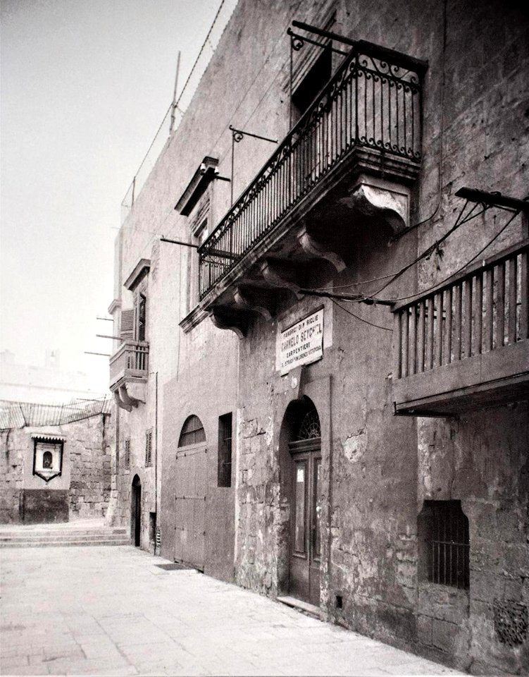 Fabbrica di Mobiglia Carmelo Seychel