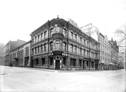 Fabianinkatu 10. ja Eteläesplanadi 8. kulman rakennus - N25180 (hkm.HKMS000005-km0000or7u)