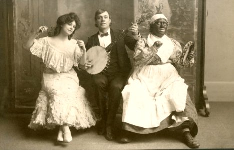 A scene from A Girl from Dixie (SAYRE 13826)