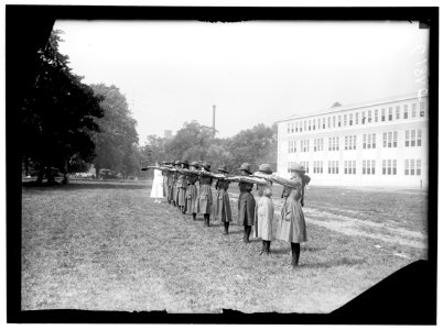 GIRL SCOUTS LCCN2016869263