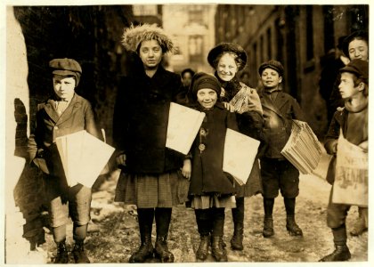 Girls coming through the alley. The smallest girl has been selling for 2 years. Hartford, Conn. LOC cph.3b44831