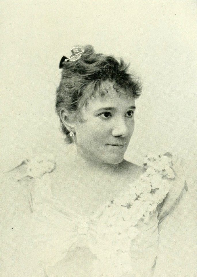 Giulia Ravogli, opera singer