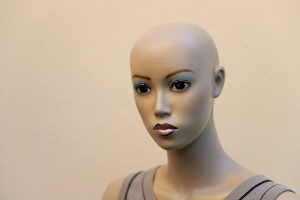 Woman face mannequin