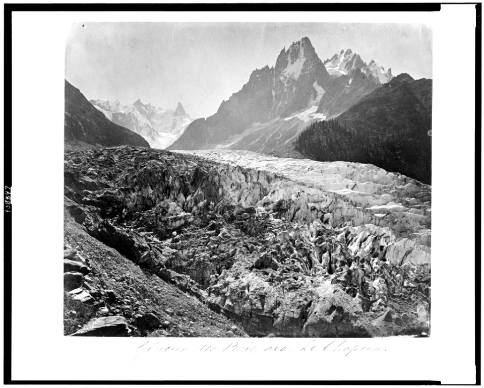 Glacier des Bois, near Le Chapeau LCCN94513953