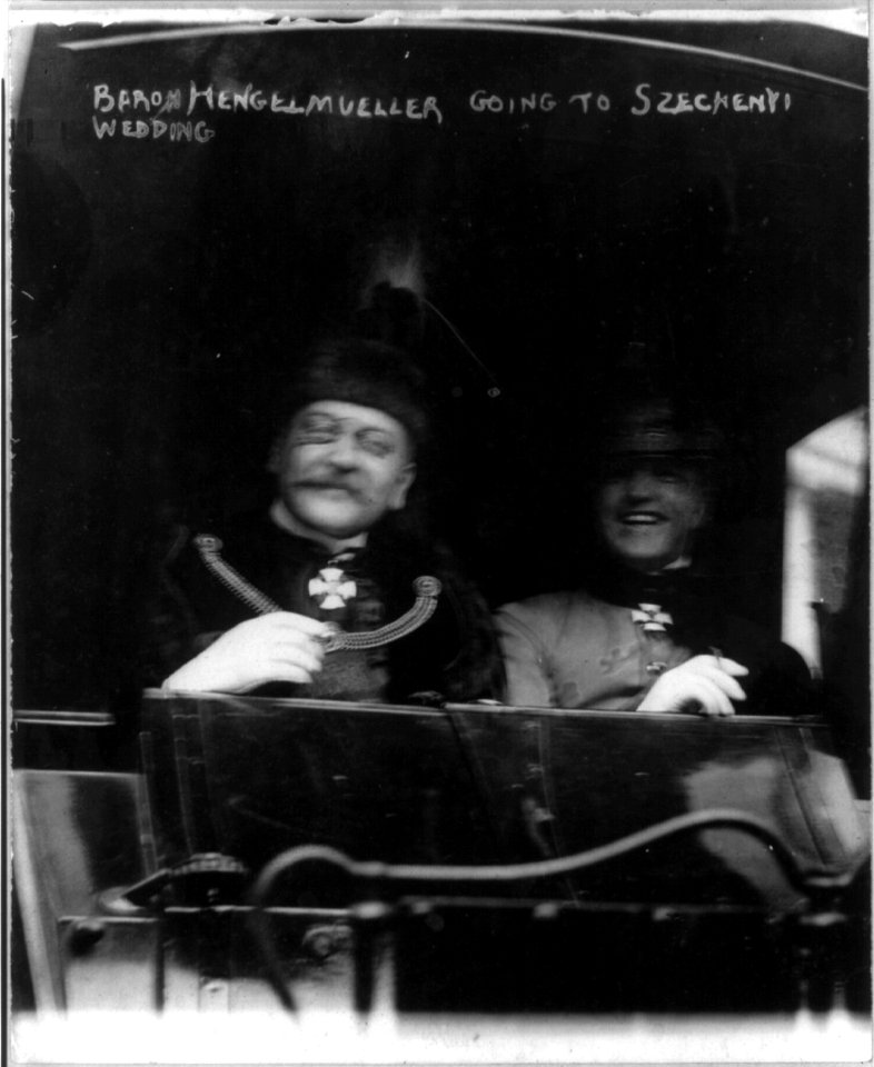 Gladys Vanderbilt - Count Laszlo Szechenyi wedding, NYC, Jan. 27, 1908)- Baron Hengelmueller going to wedding LCCN2004672382