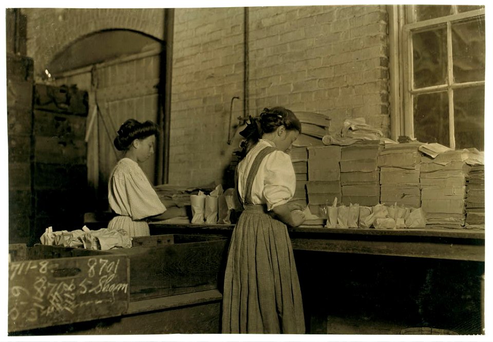 Glass packaging Seneca Glas Company LOC