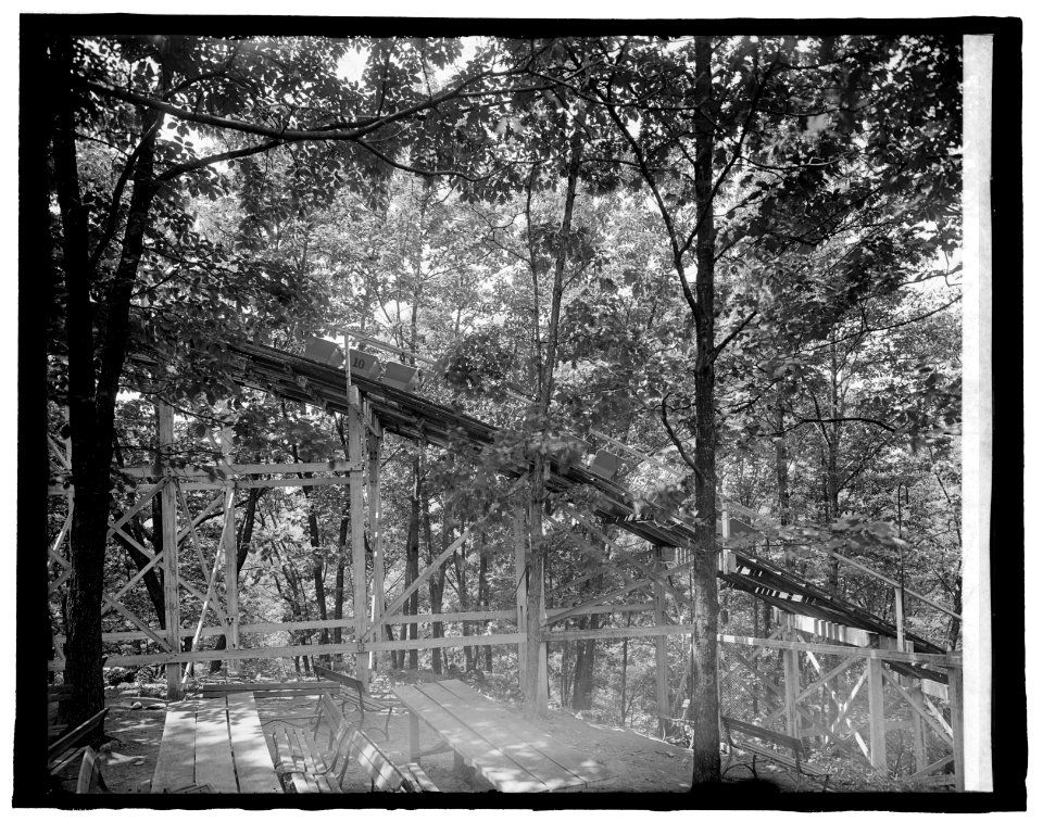 Glen Echo, (Maryland) LCCN2016825947