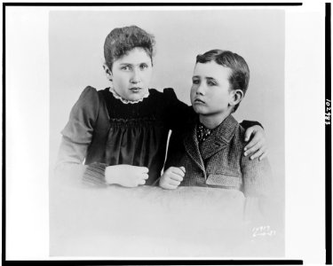 Glenn Martin and sister, Della Martin LCCN91721695