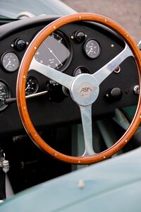 Steering wheel vehicle