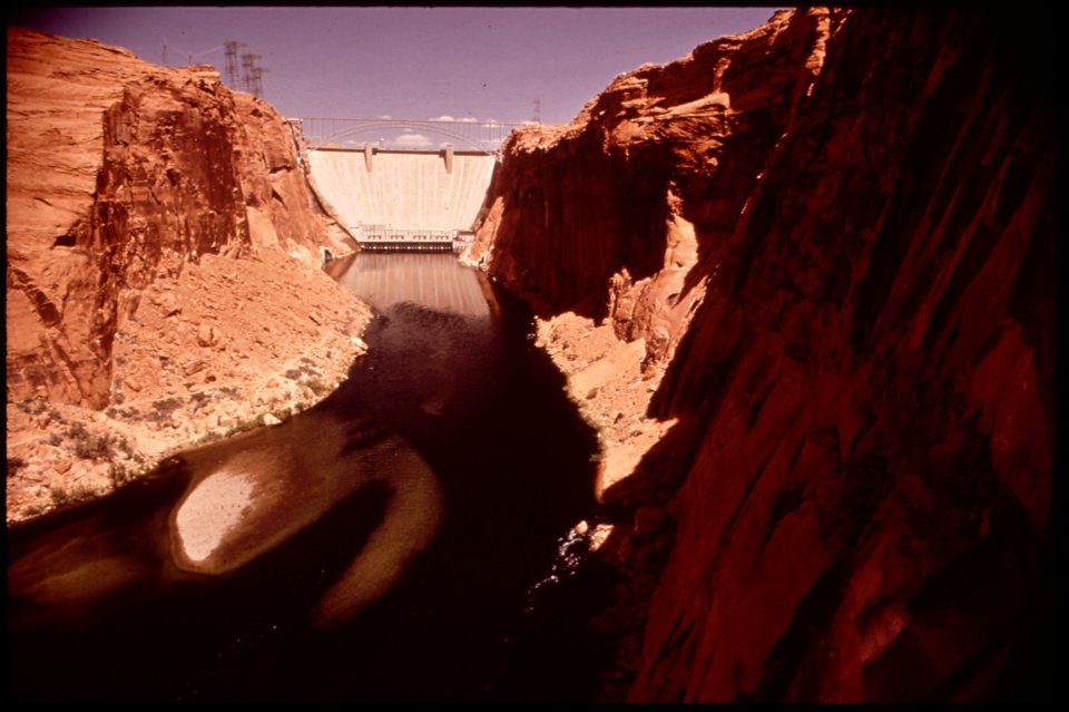 Glen Canyon Dam (4265745085)