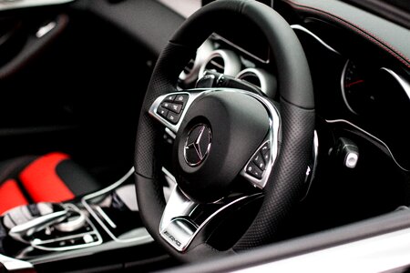 Auto steering wheel photo
