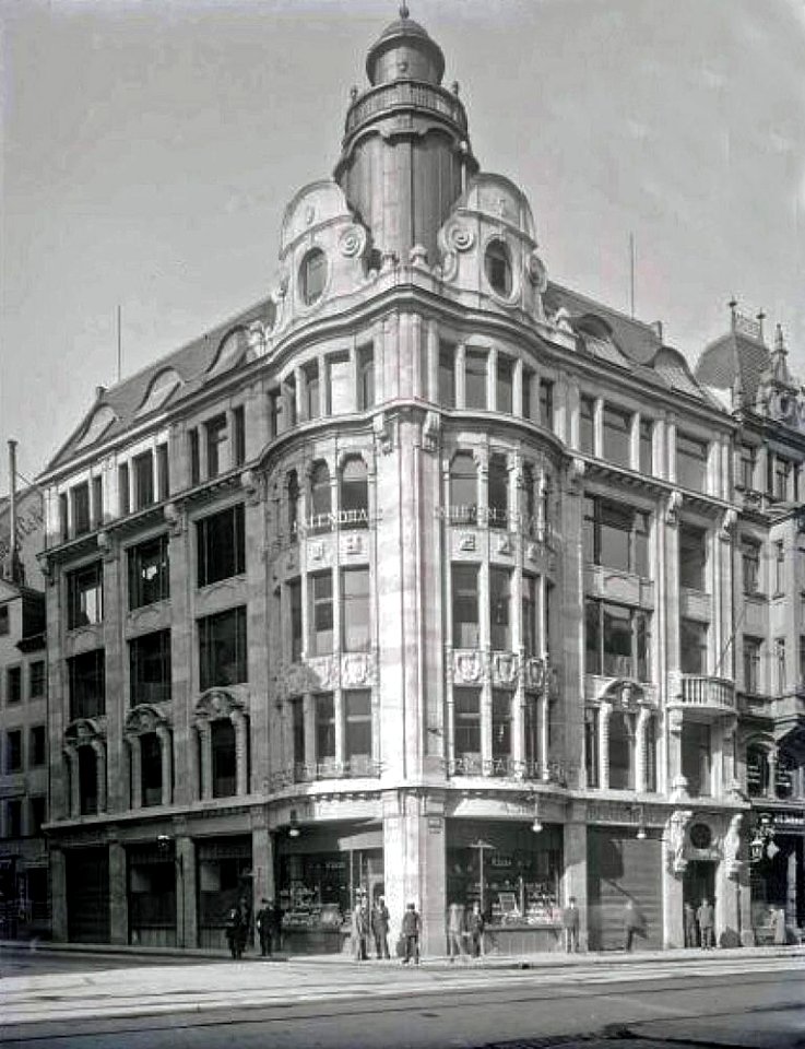 Gloecks Haus 1925