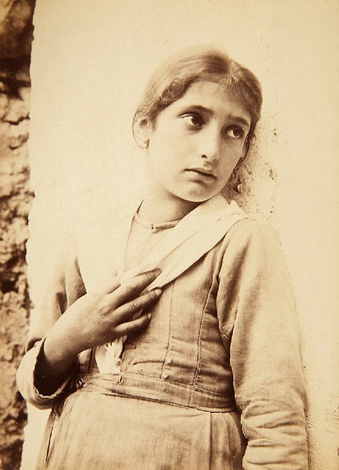 Gloeden, Wilhelm von (1856-1931) - Maria - Datata 1893