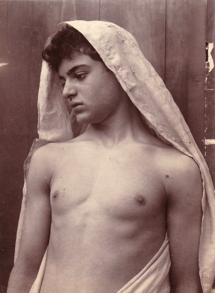 Gloeden, Wilhelm von (1856-1931) - n. 0231 - Desìo - Deponirt 2 Dez. 1902 - ex Texbraun Collection, Galerie David Guiraud, Paris - recto
