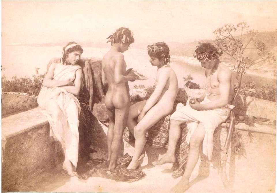 Gloeden, Wilhelm von (1856-1931) - n. 0241 - Les musiciens,1897 Tampon encré Gloeden au dos et date 1897