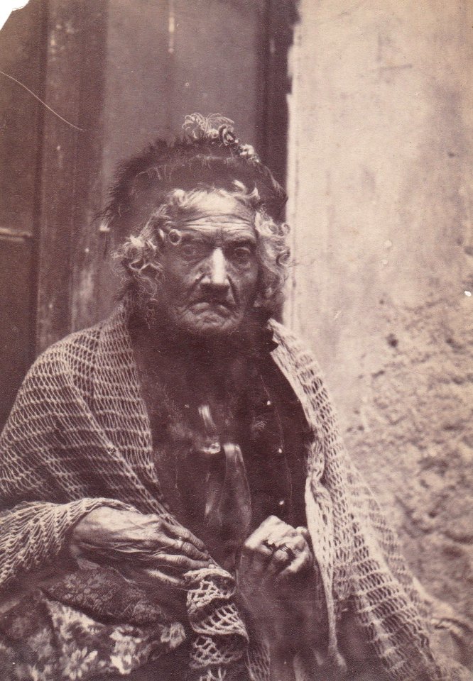 Gloeden, Wilhelm von (1856-1931) - n. 0062B - Zitellona - ex Texbraun Collection, Galerie David Guiraud, Paris