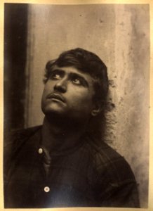 Gloeden, Wilhelm von (1856-1931) - n. 0063 - Da - Beautés siciliennes p. 36