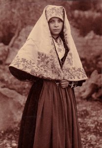 Gloeden, Wilhelm von (1856-1931) - n. 0022 - Costume a Siracusa - ex Texbraun Collection, Galerie David Guiraud, Paris