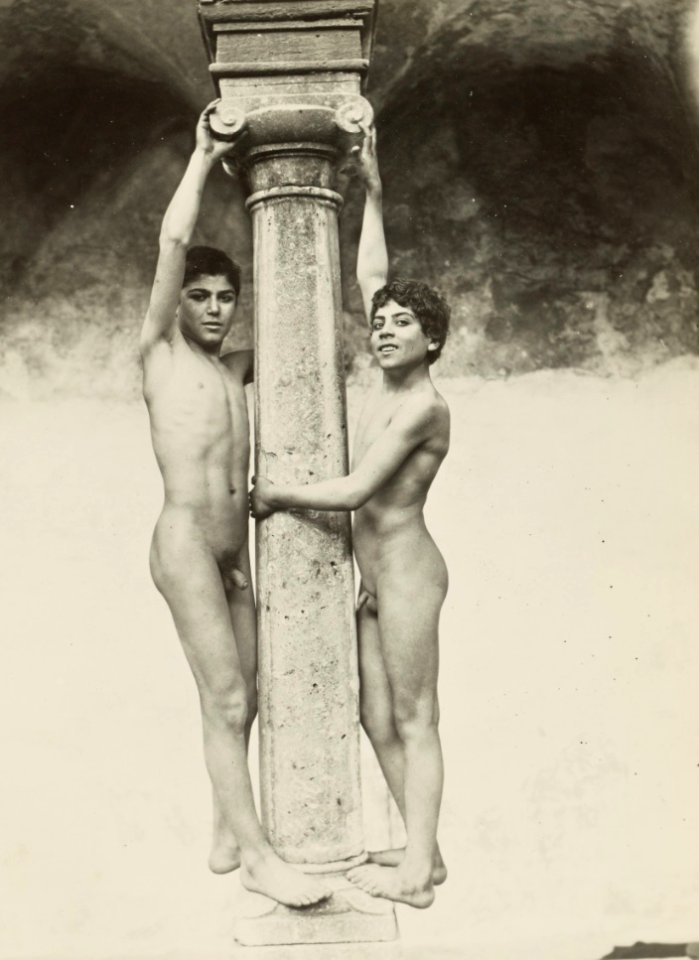 Gloeden, Wilhelm von (1856-1931) - n. 0152 - Debutdusiècle p. 29 & Leslie ebay