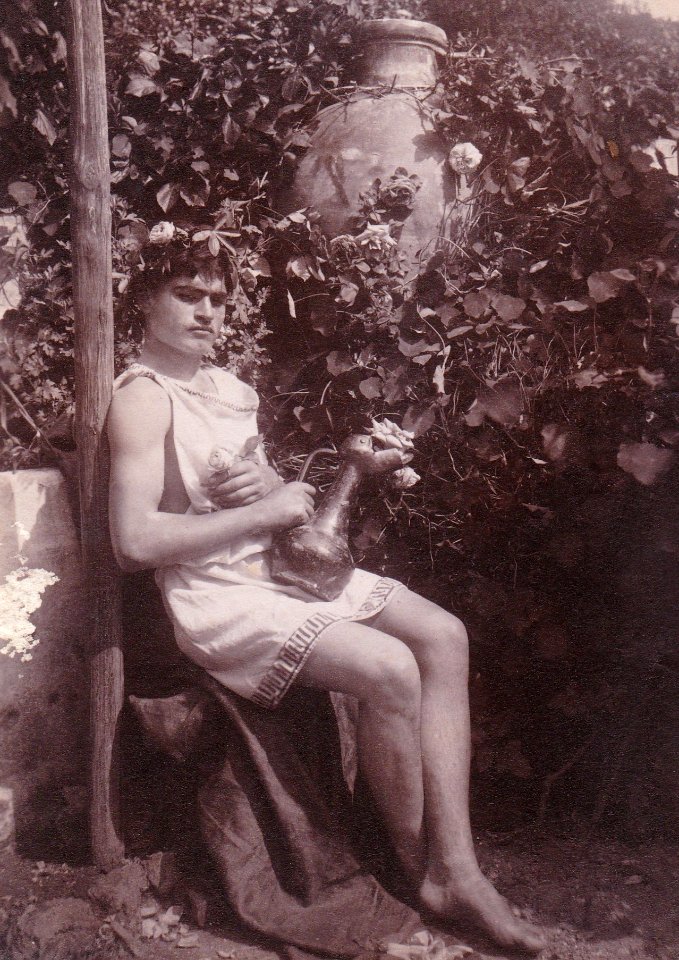 Gloeden, Wilhelm von (1856-1931) - n. 0302 - Nino Merluzzo - ex Texbraun Collection, Galerie David Guiraud, Paris - recto