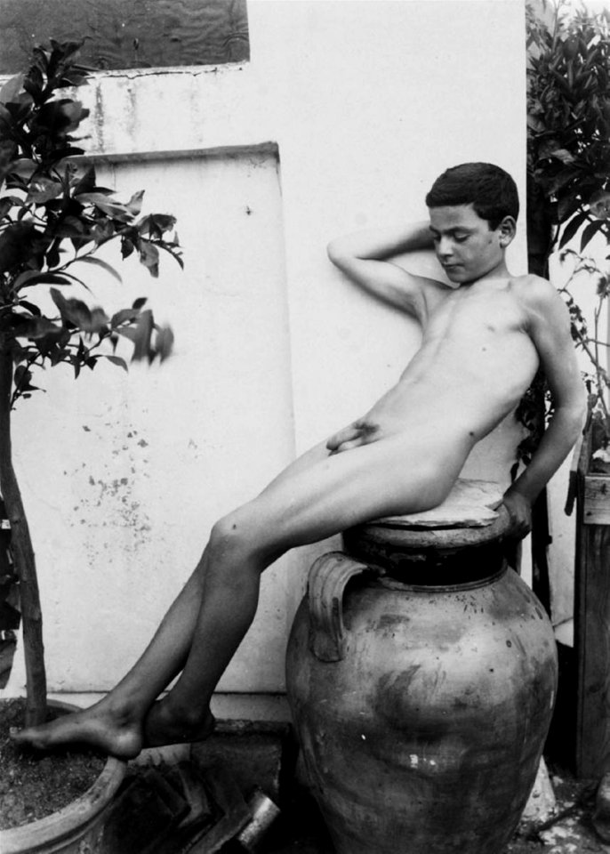 Gloeden, Wilhelm von (1856-1931) - n. 0655 - da - Auch ich in Arkadien, p. 165