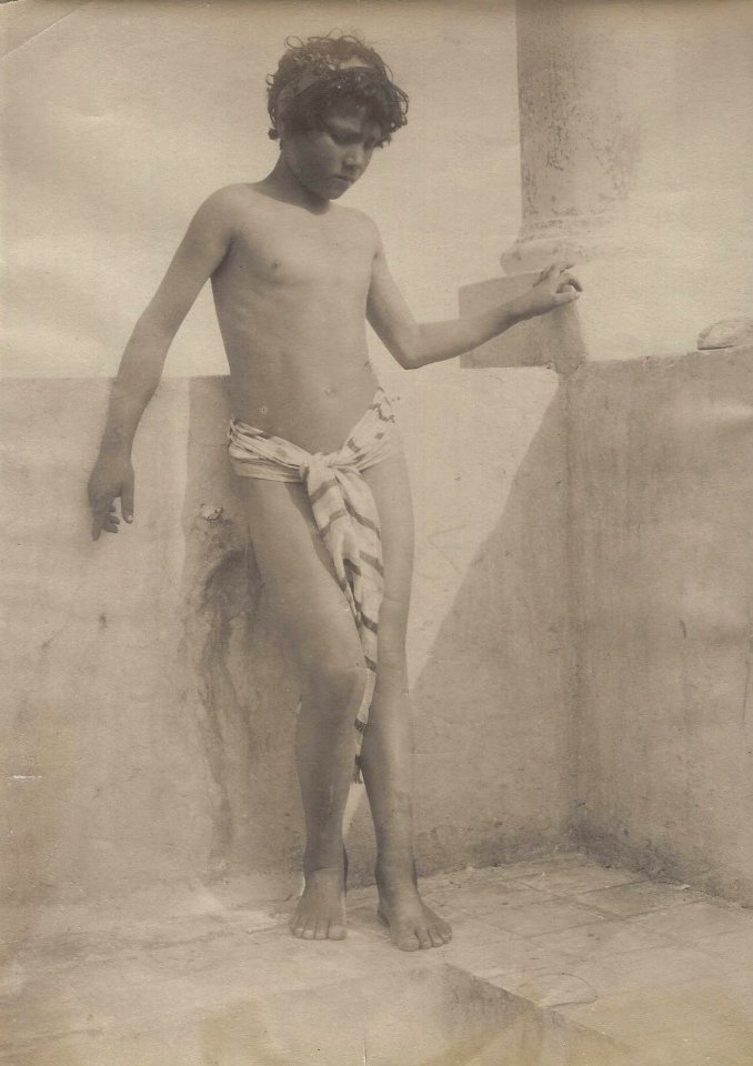 Gloeden, Wilhelm von (1856-1931) - n. 0799 - Beautés siciliennes, p. 61