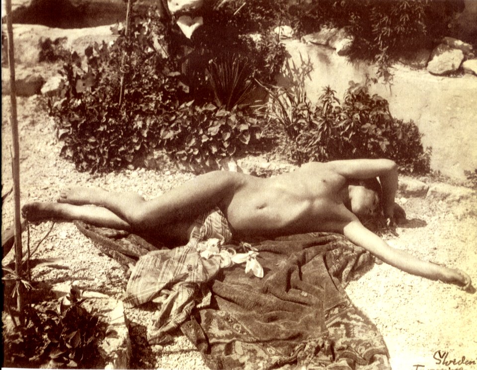 Gloeden, Wilhelm von (1856-1931) - n. 0355 B - Gloedeneries caravagesques, 2005, p. 35