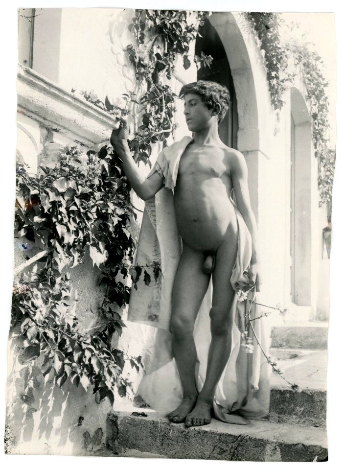 Gloeden, Wilhelm von (1856-1931) - n. 0613 - Twelwetrees p. 66