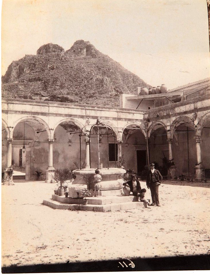 Gloeden, Wilhelm von (1856-1931) - n. 0611 recto - San Domenico - Millea brothers